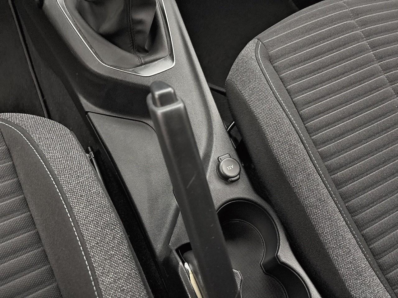 Peugeot 208 puretech 75 s&s bvm5 style — photo 30