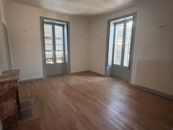 Appartement F3 au centre-ville