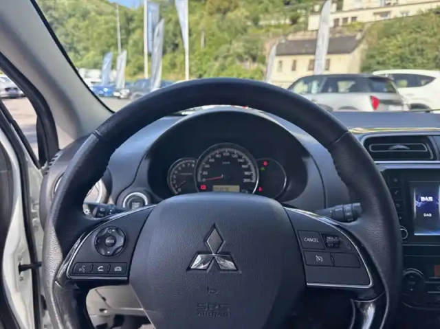 Mitsubishi Space Star 1.2 mivec 71ch red line edition 2024 — photo 7