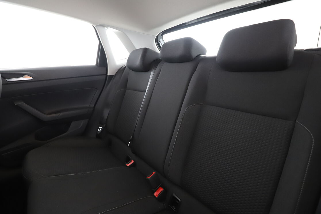 Volkswagen Polo 1.0 TSI Lounge Business DSG7 — photo 13