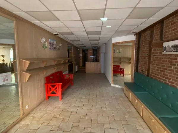 Local commercial hypercentre