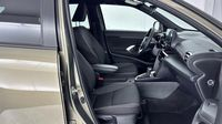 Toyota Yaris Cross 116h Design MY22 — photo 15