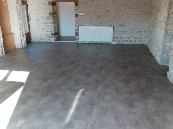Appartement 86 M2 dans maison