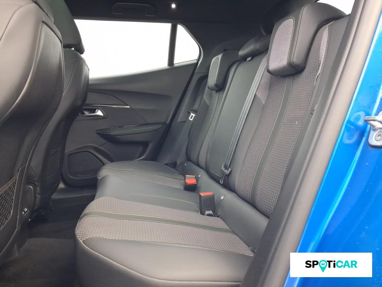 Peugeot 2008 1.2 puretech 130ch s&s gt — photo 10