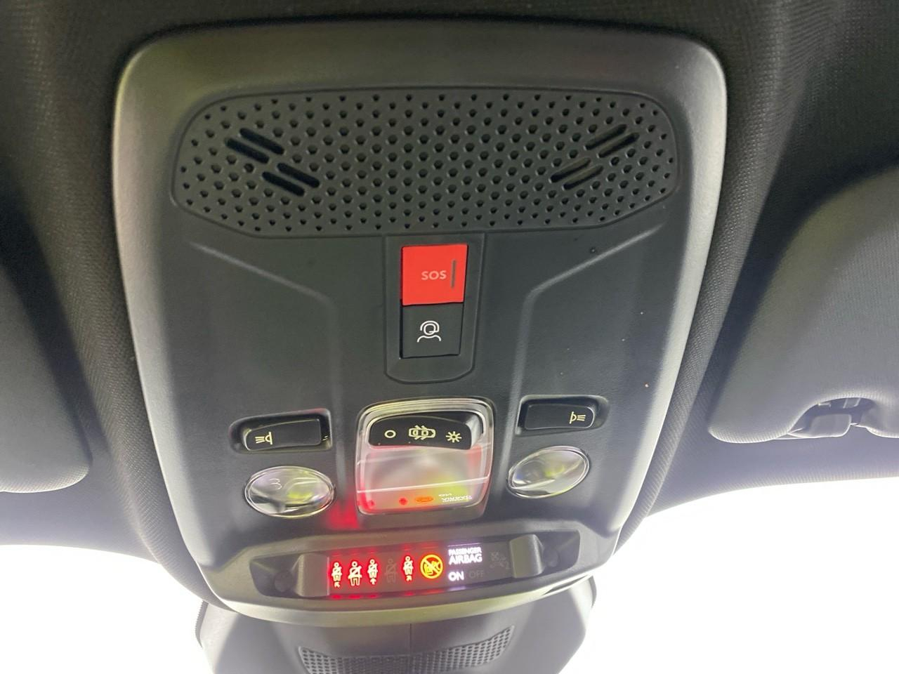 Peugeot 2008 hybrid 145 ch e-dcs6 allure — photo 19