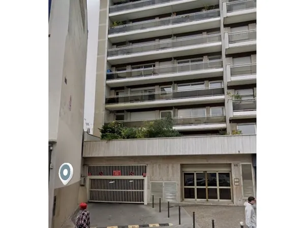 Une place de parking à louer