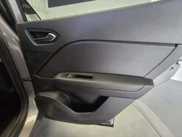 Renault Captur tce 90 - 21 — photo 61