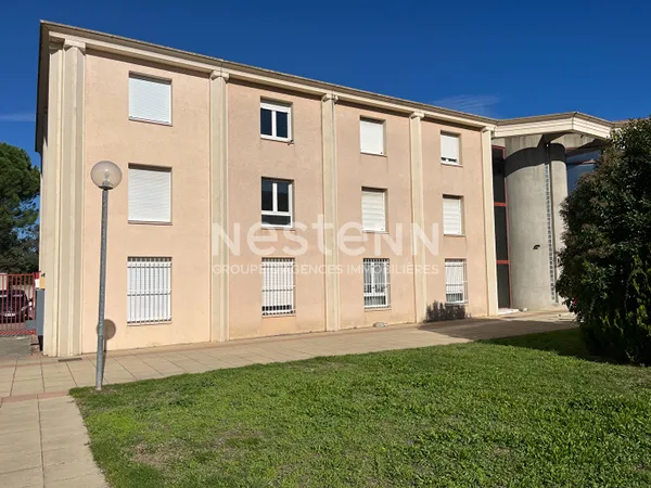 STUDIO 21 M² meublé Avignon libre