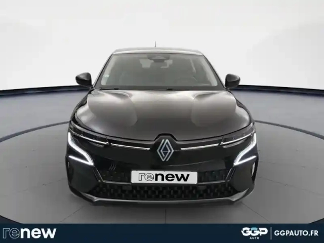 Renault Megane e-tech electric ev60 220ch equilibre super charge — photo 23