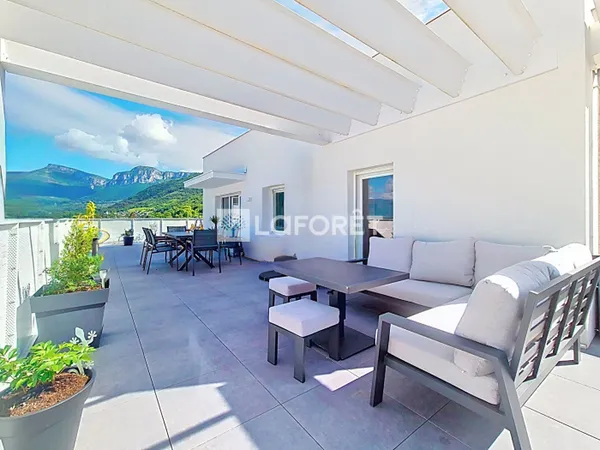 Appartement Challes Les Eaux 5 pièce(s) 102.15 m2