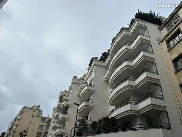 Studio 1 pièce 41 m²
