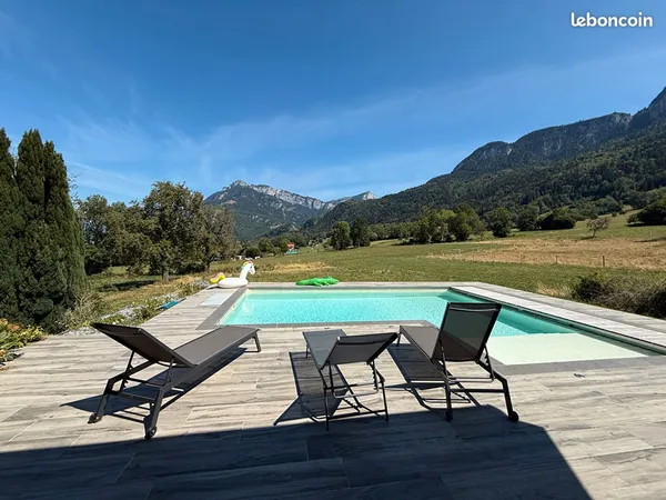 Villa 6 pièces 153 m²