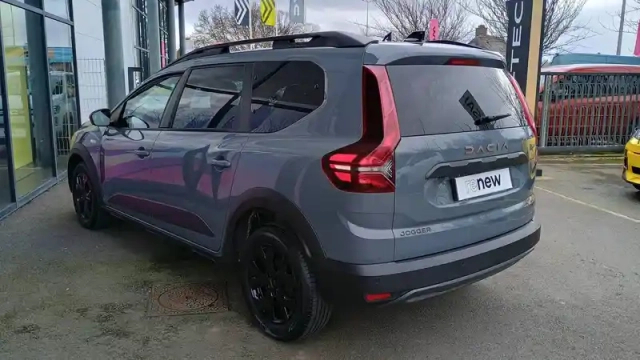 Dacia Jogger eco-g 100 7 places gsr2 — photo 3