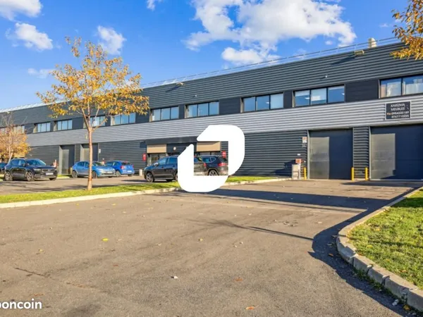 Local d'activité 1 264 m²