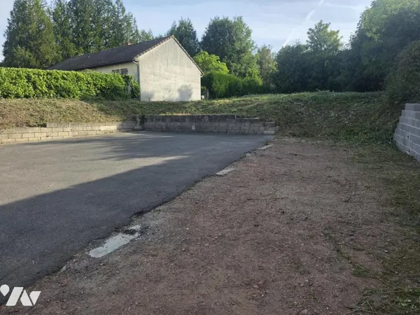Terrain 682 m²