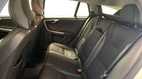 Volvo V60 D3 150ch R-Design Geartronic — photo 13