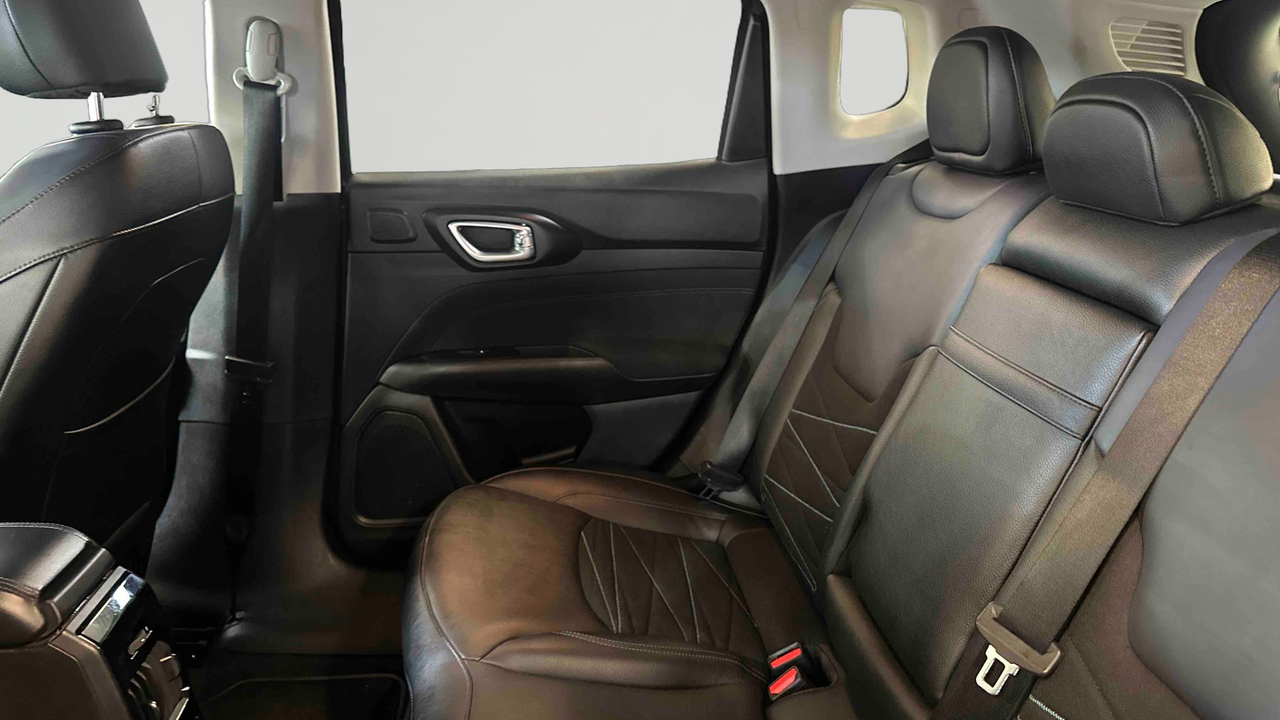 Jeep Compass 1.3 PHEV T4 240 ch 4xe eAWD — photo 43
