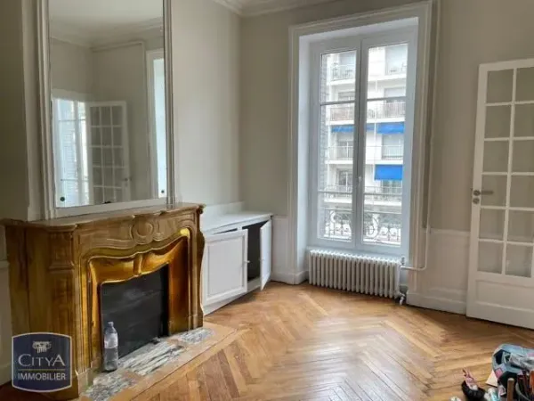 Appartement 6 pièces 140 m²