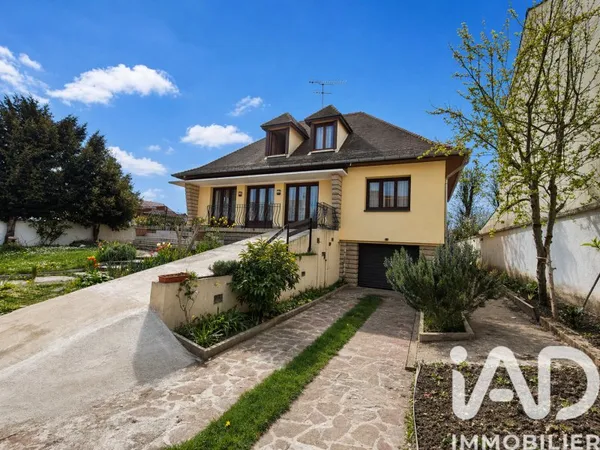Maison 8 pièces 145 m²