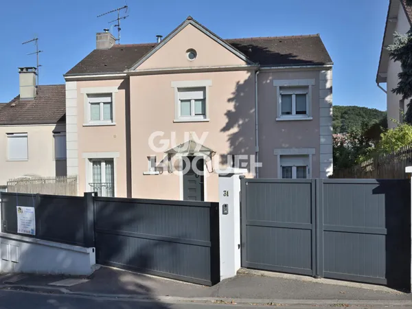 Maison à louer de 5 pièces de 160 m²