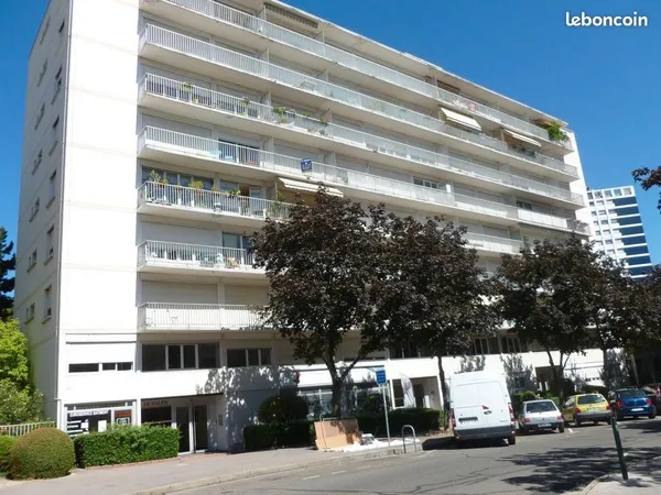 Garage/box 13 m² Saint Etienne