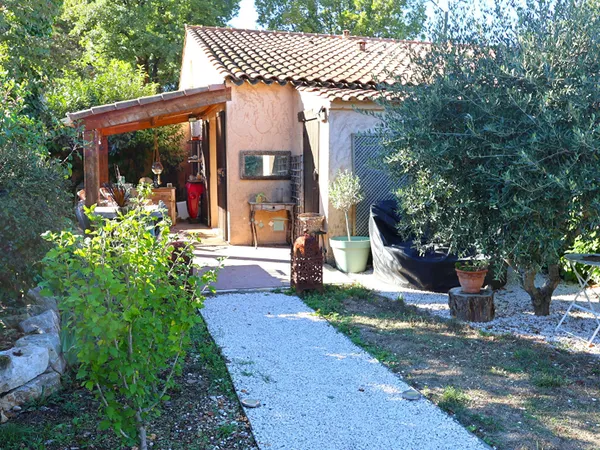 Maison Saint Cezaire Sur Siagne 3 pièce(s) 36 m² AVEC JARDIN 120 M²