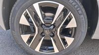 Peugeot 208 1.2 Hybrid 136ch Allure e-DCS6 — photo 25