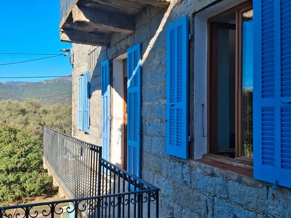 Loue à l'année appartement T3