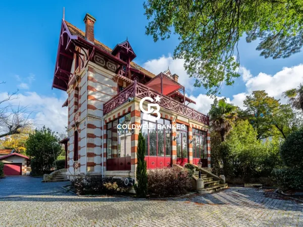 Villa historique du XIXe siècle en ville d'Hiver - 6 chambres -