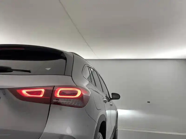 Mercedes Gla 250 e 8g-dct — photo 32