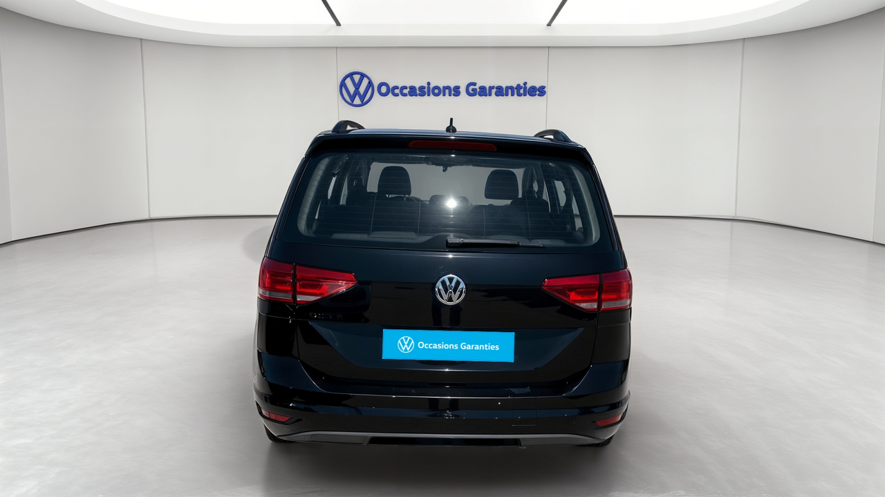Volkswagen Touran 1.6 TDI 115 BMT DSG7 — photo 4