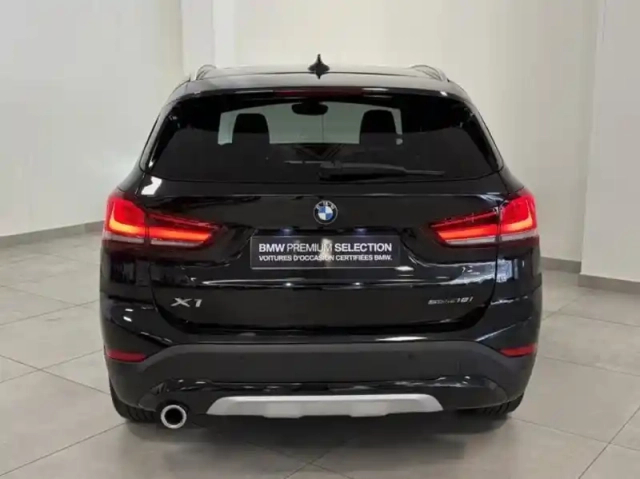 Bmw X1 sdrive18ia 136ch xline dkg7 — photo 4