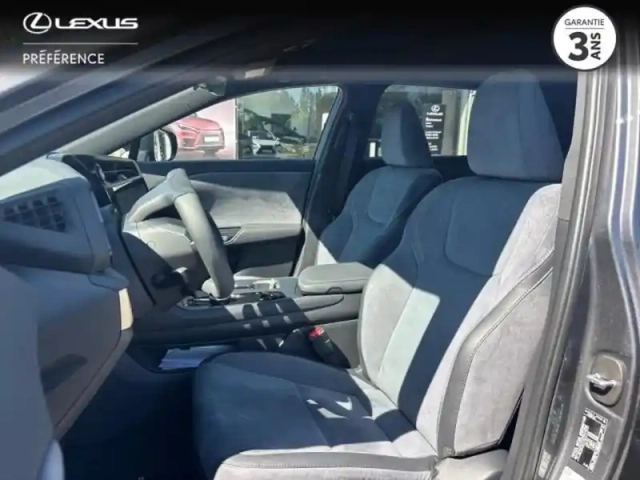Lexus Rz 500e executive mc26 — photo 13