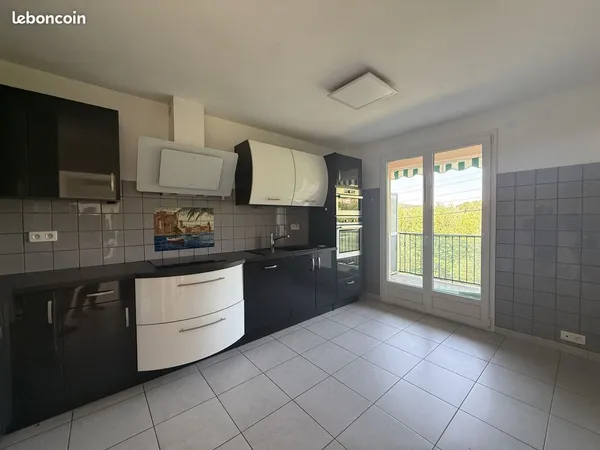 Appartement 4 pièces 81 m²