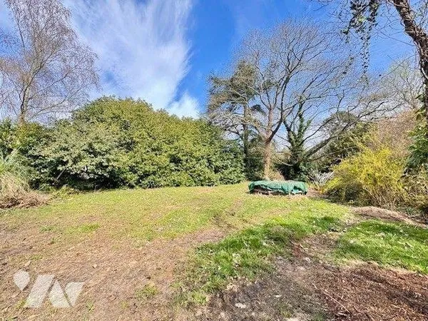 Terrain 422 m²