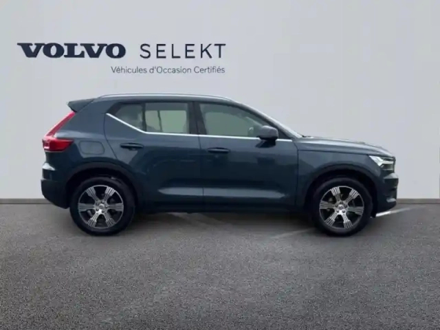 Volvo Xc40 t2 129ch inscription luxe geartronic 8 — photo 5