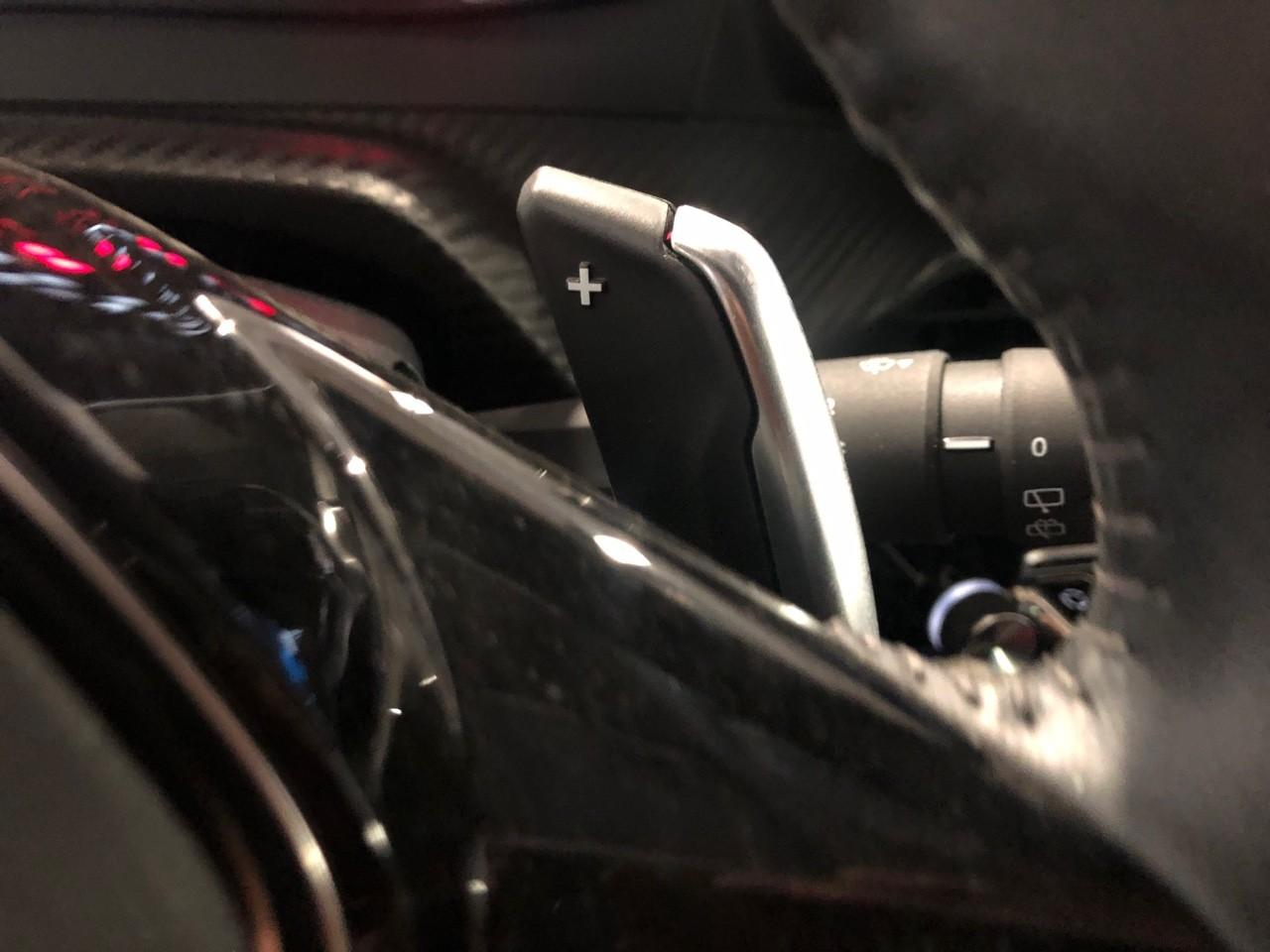 Peugeot 208 puretech 100 s&s eat8 style — photo 28