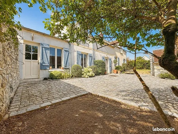 Maison 7 pièces 145 m²
