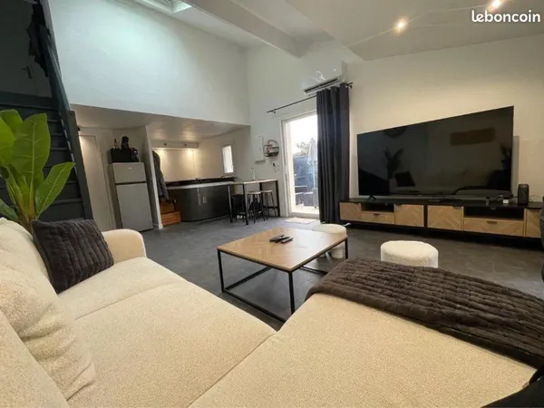Loue petite maison avec jacuzzi