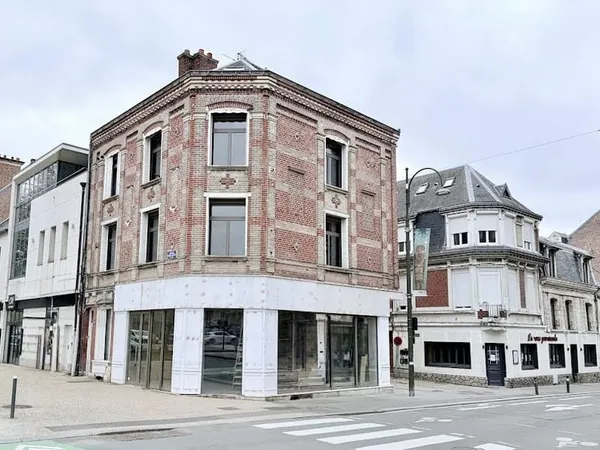 Commerce 3 pièces 93 m²