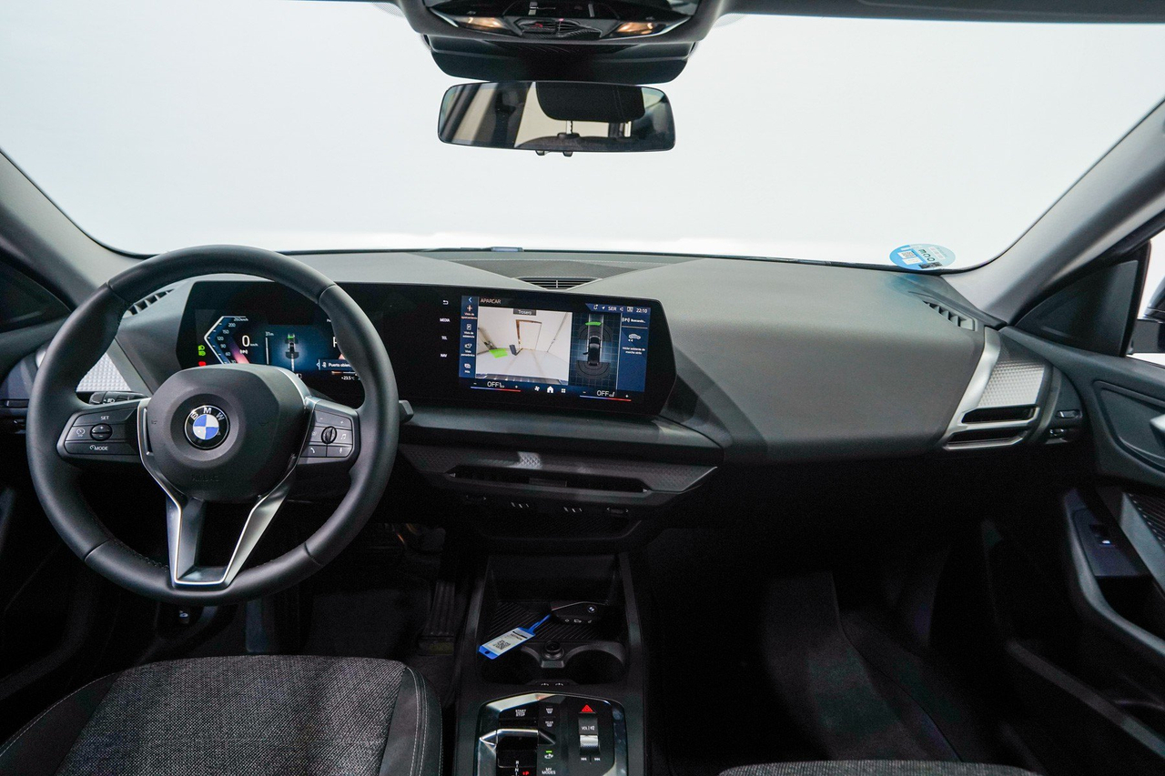 BMW Série 2 — photo 11