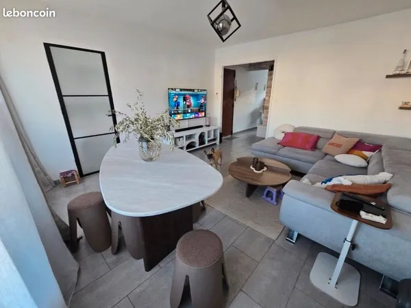 Appartement T4 entièrement rénové