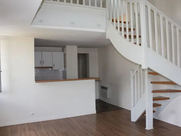 Appartement avec Ascenseur -Loches Centre