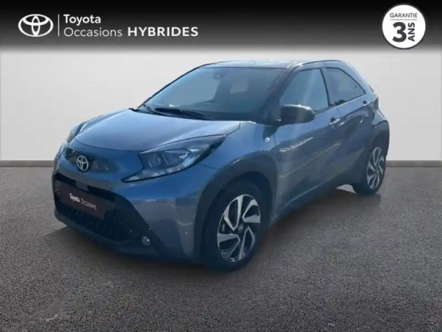 Toyota Aygo X 1.0 vvt-i 72ch design my24 — photo 1