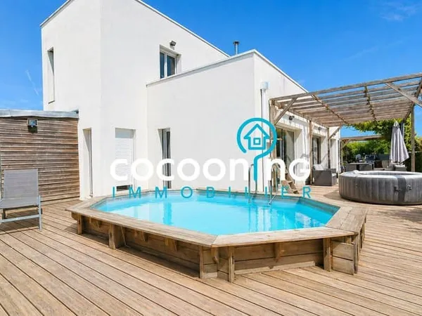 Maison 6 pièces 153 m²