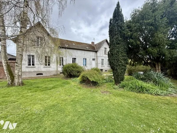 Maison 11 pièces 236 m²