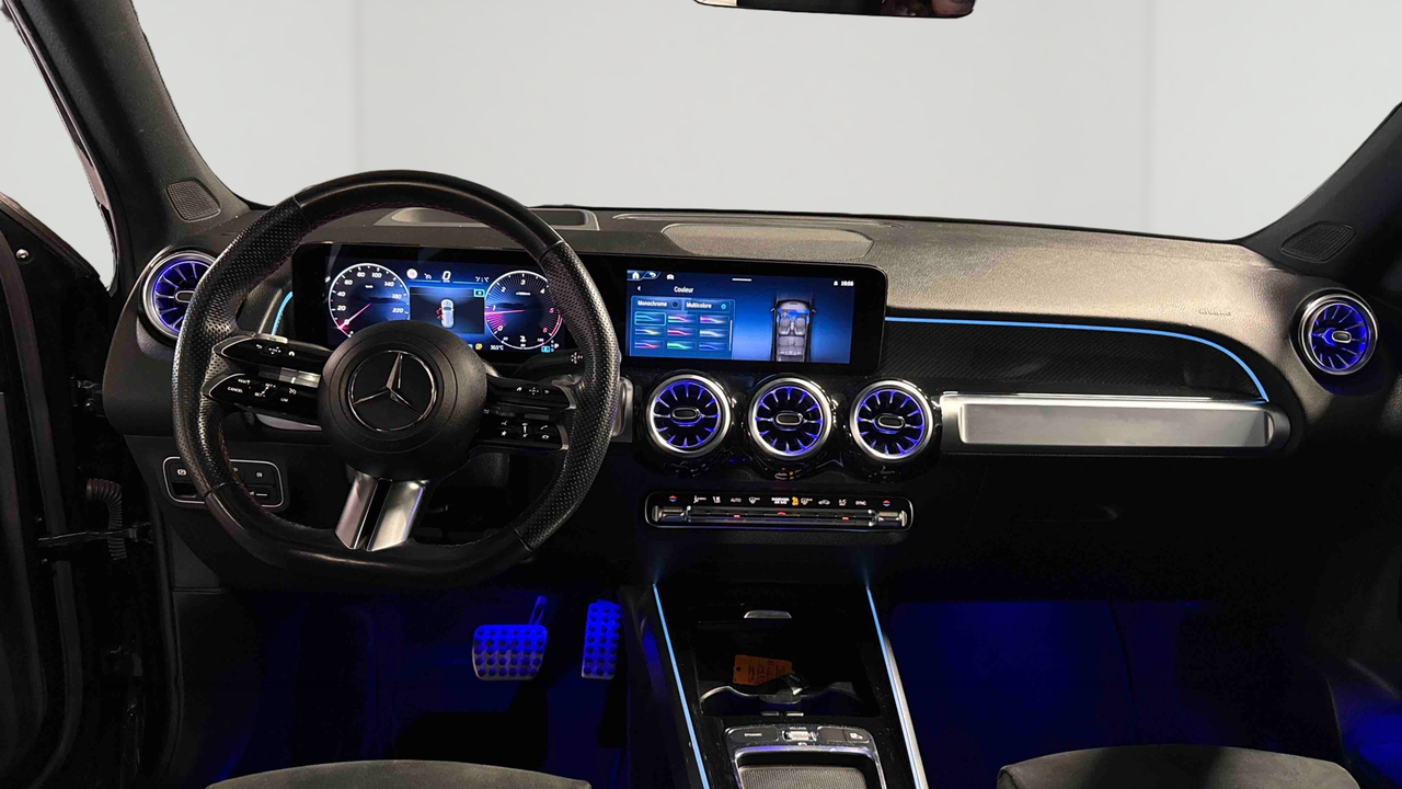 Mercedes GLB 200 d 8G-DCT — photo 9