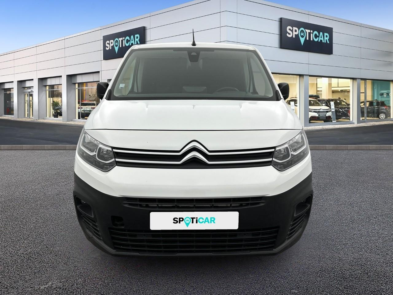 Citroën Berlingo van m 650 bluehdi 100 s&s bvm6 driver — photo 2