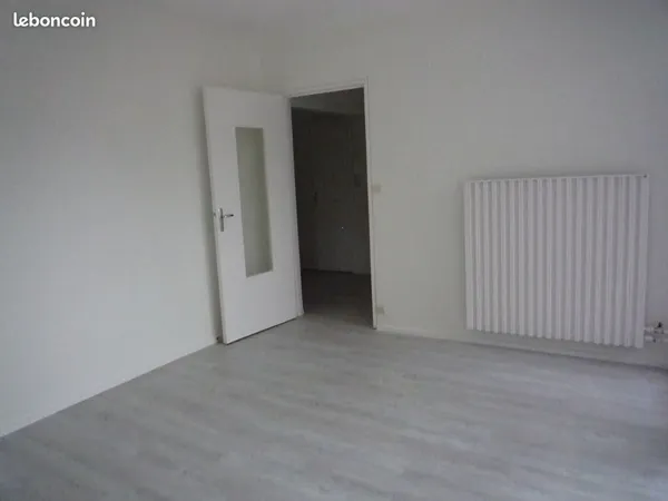 Appartement. 2pieces. 48m2 Etage 4