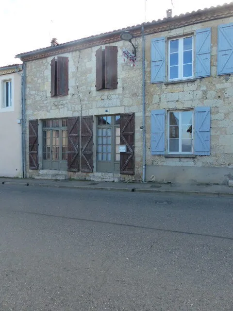 Photo 1
